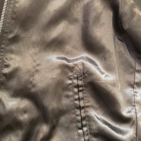 Looking for a plain black bomber jacket. - Picture 1 of 2